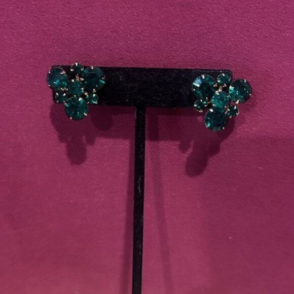 ALBERT WEISS GREEN Rhinestone Cluster EARRINGS - Picture 8 of 10